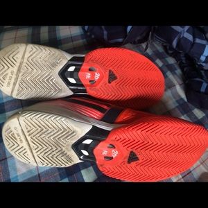 Adidas feather light 3 size 11